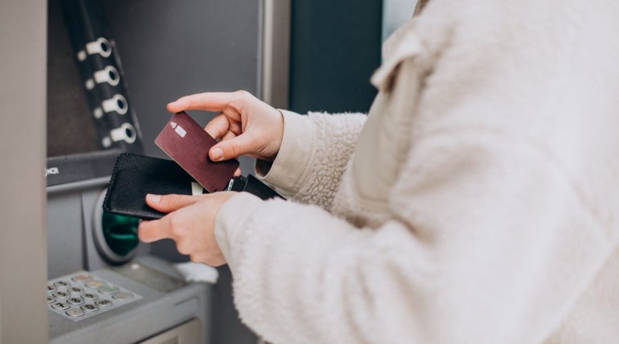 Készpénz befizetés idegen bankszámlára – ezek a legfontosabb tudnivalók