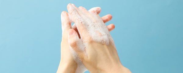 Természetes tusfürdő házilag kíméletes és környezetbarát összetevőkből